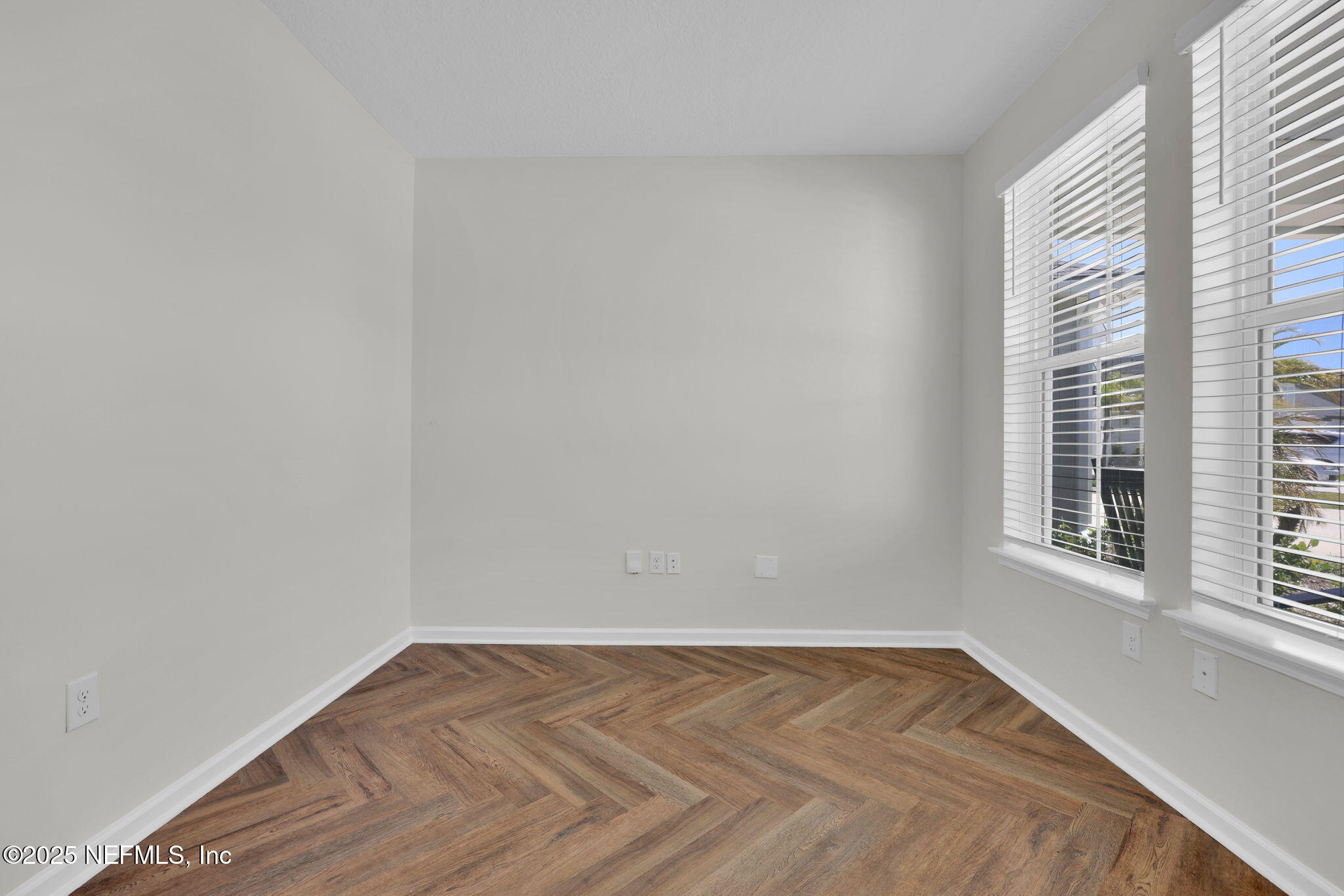 137 CONSTANCE Lane