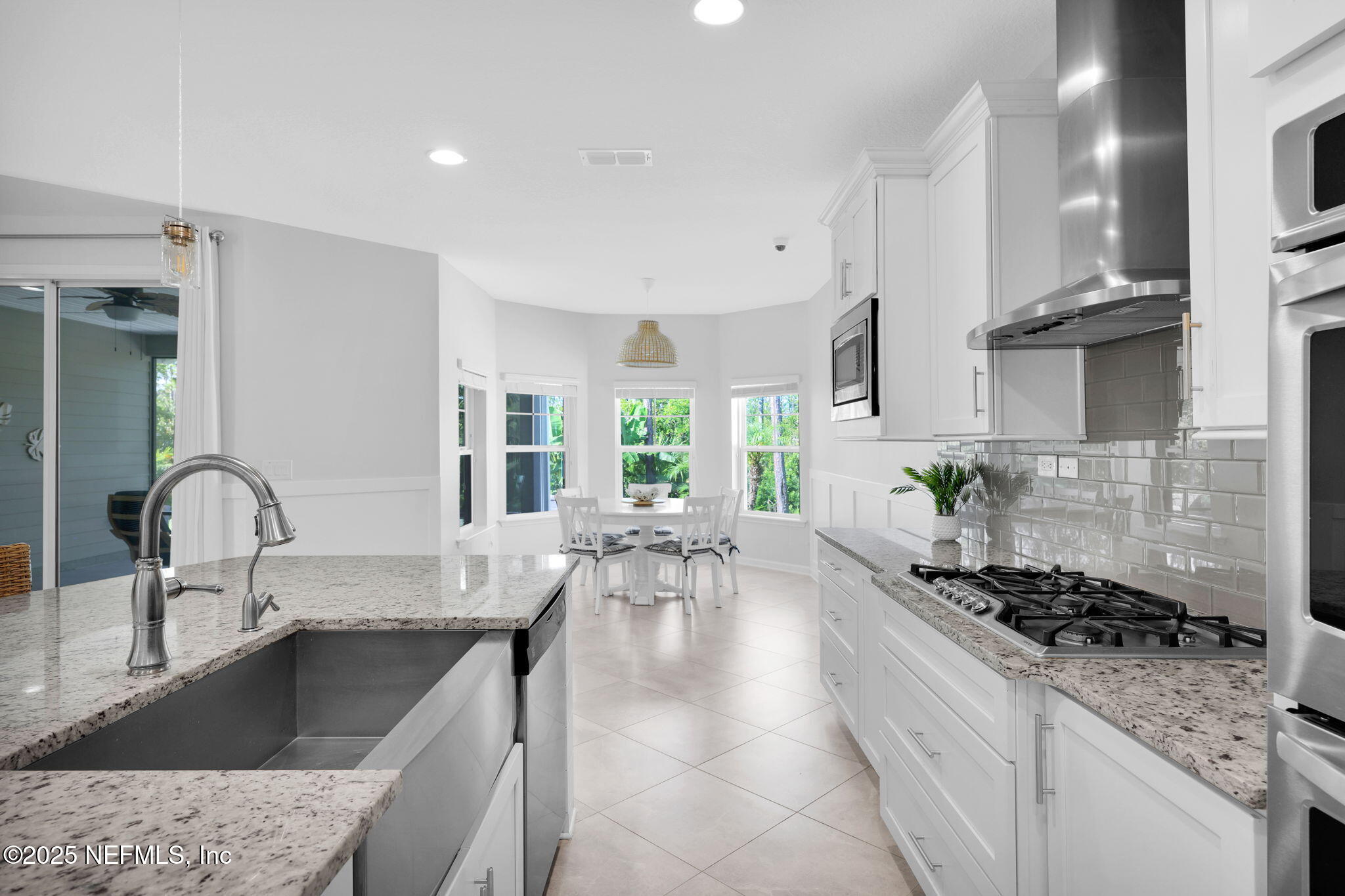 25 CARNAUBA Way