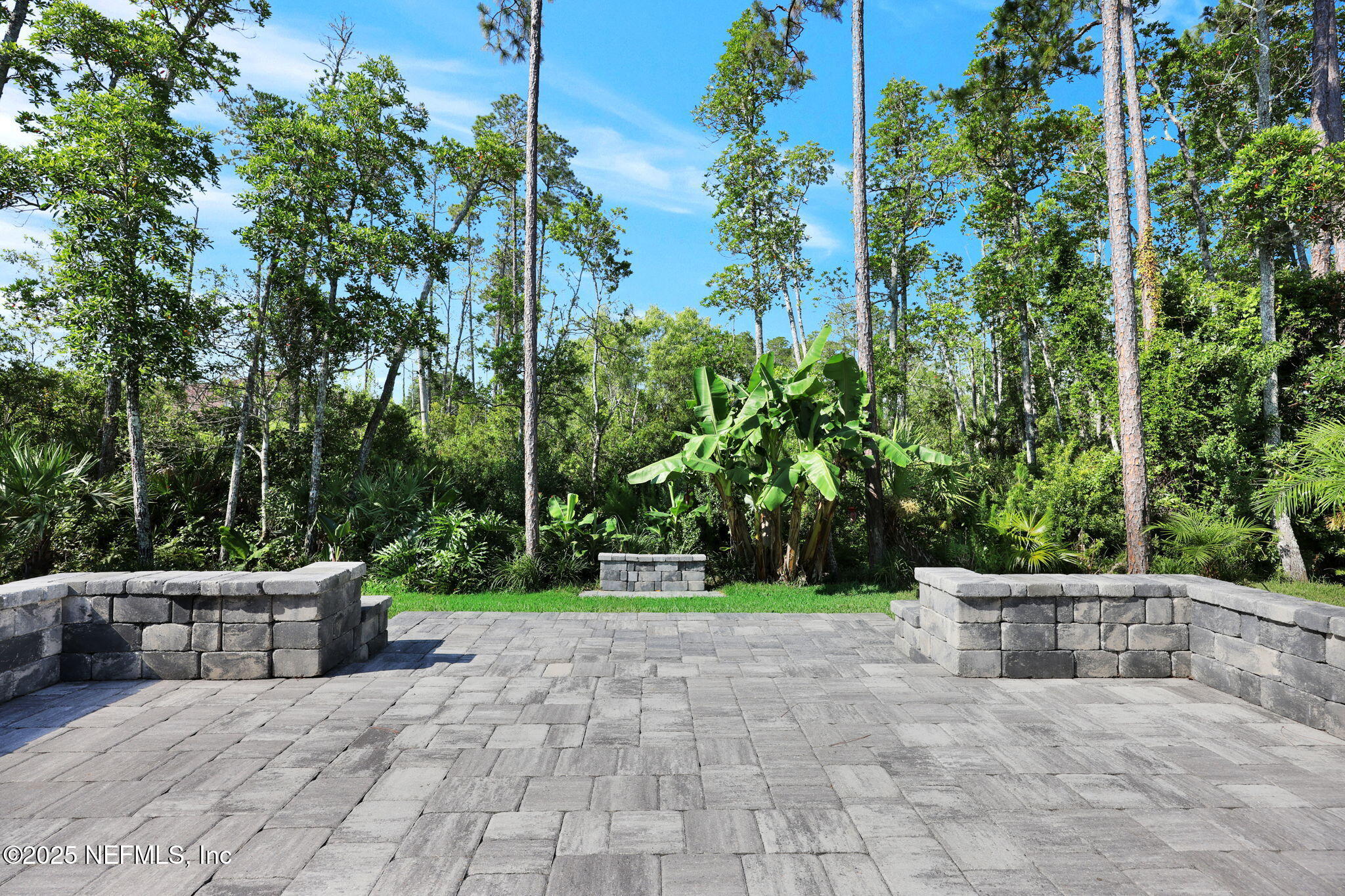 25 CARNAUBA Way