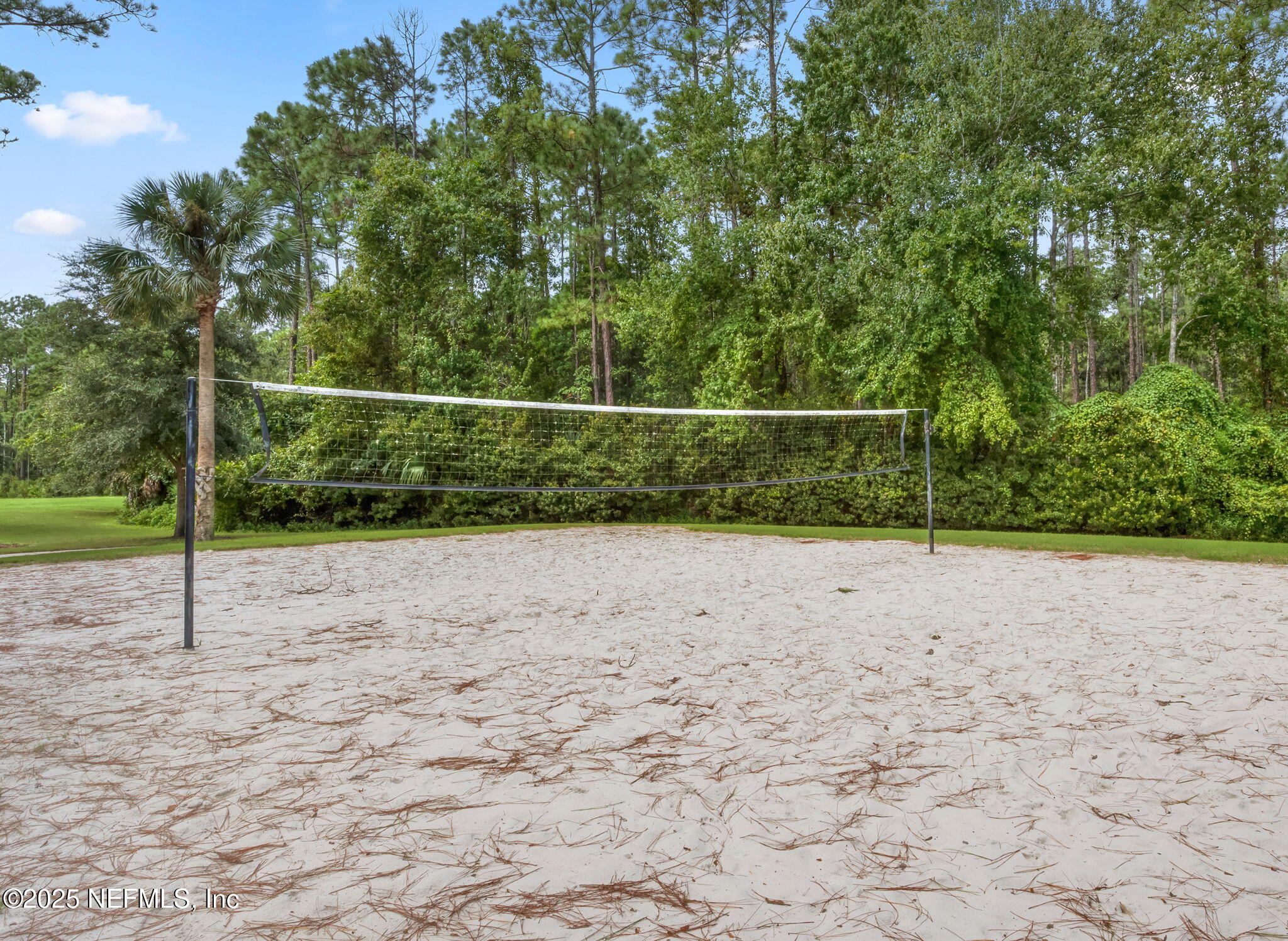 18 CAPE HATTERAS Drive