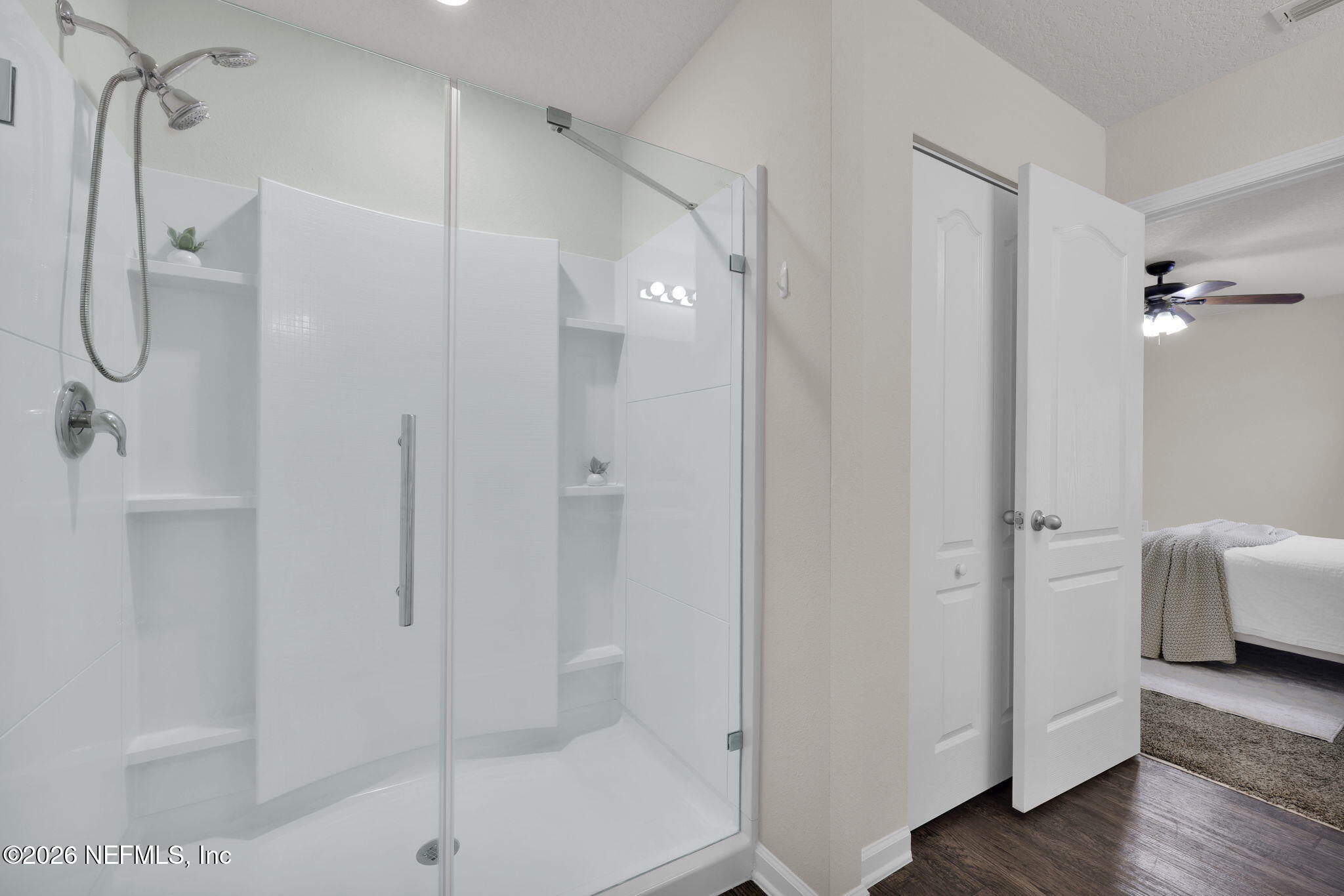 7892 MEADOW WALK Lane