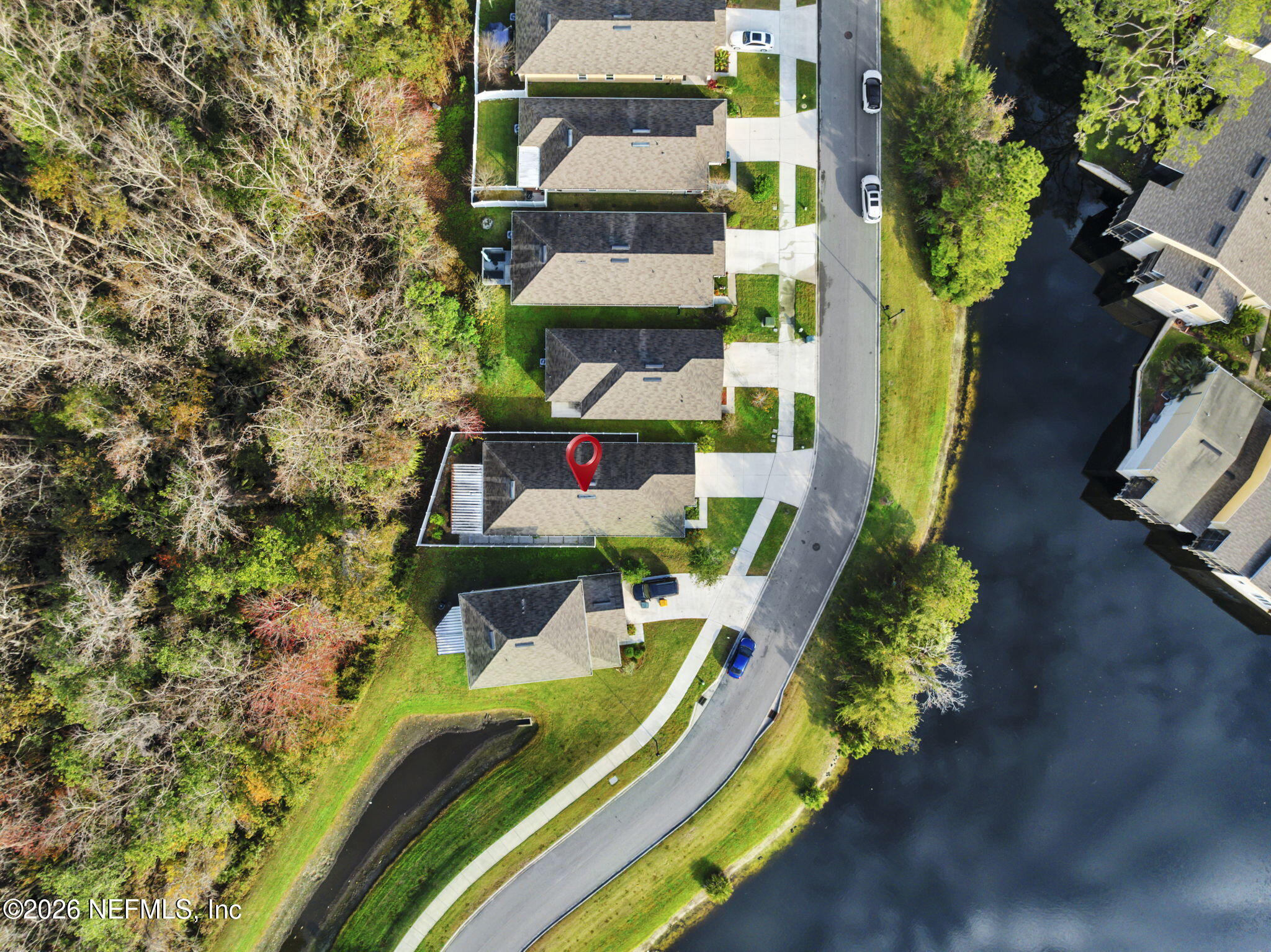 7892 MEADOW WALK Lane