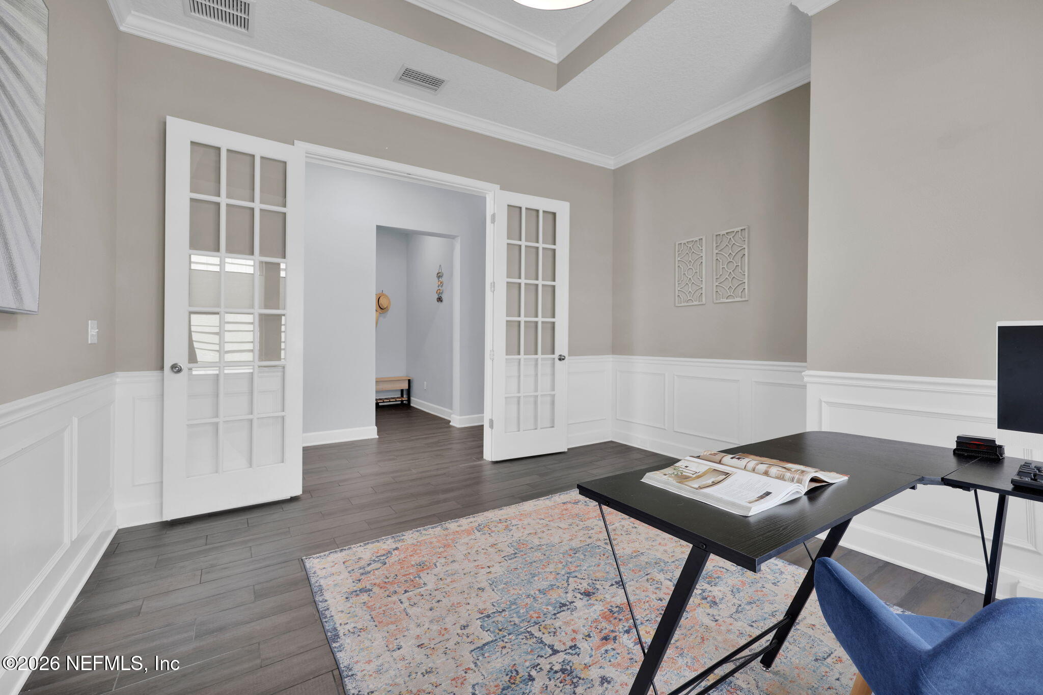 140 WHISPER ROCK Drive