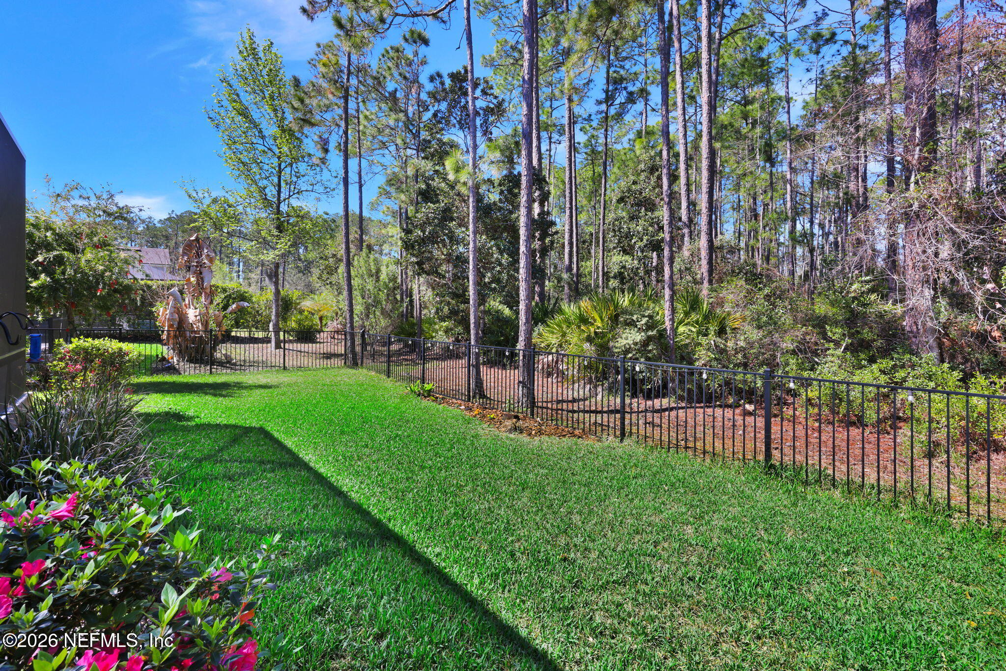 140 WHISPER ROCK Drive