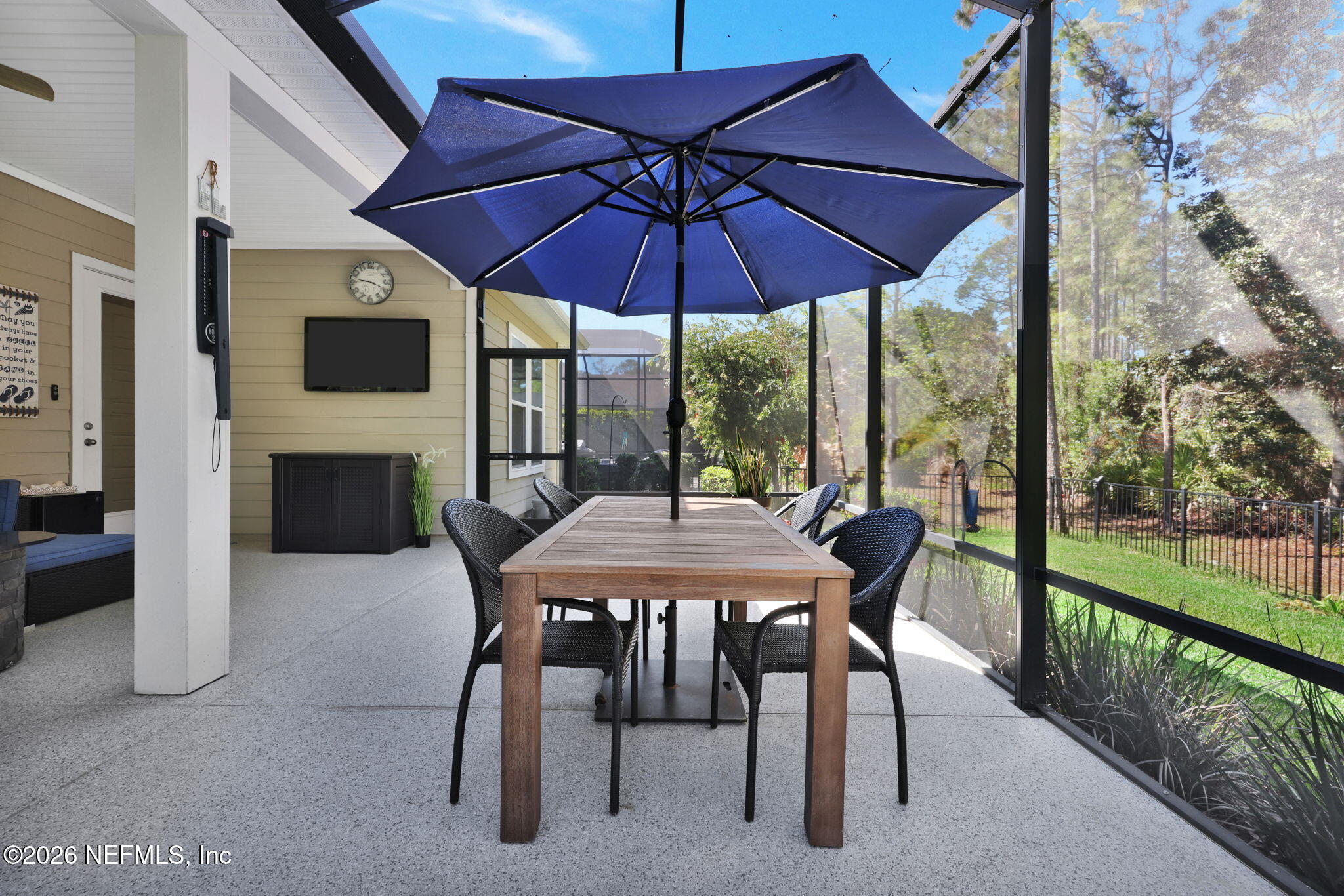 140 WHISPER ROCK Drive