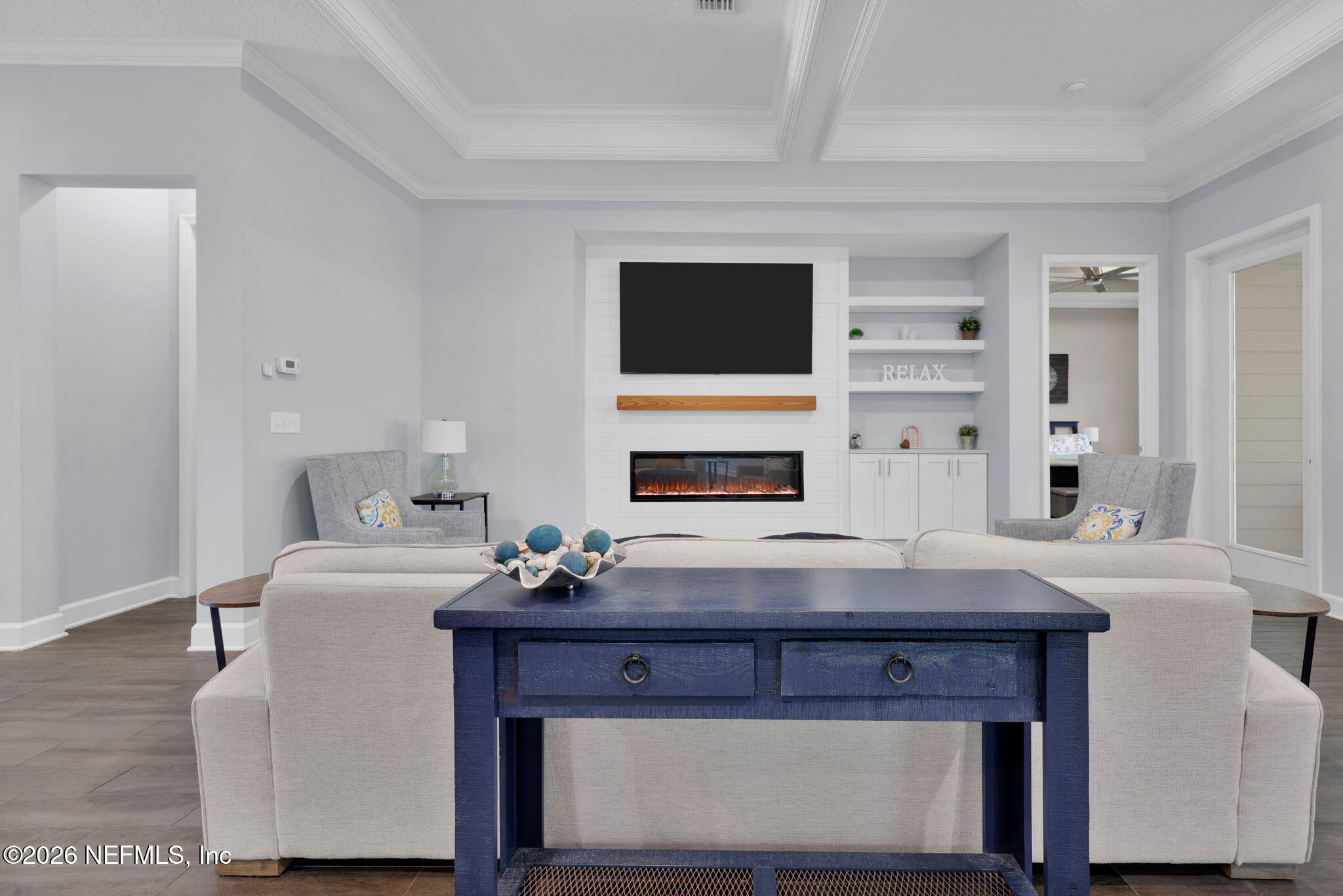 140 WHISPER ROCK Drive