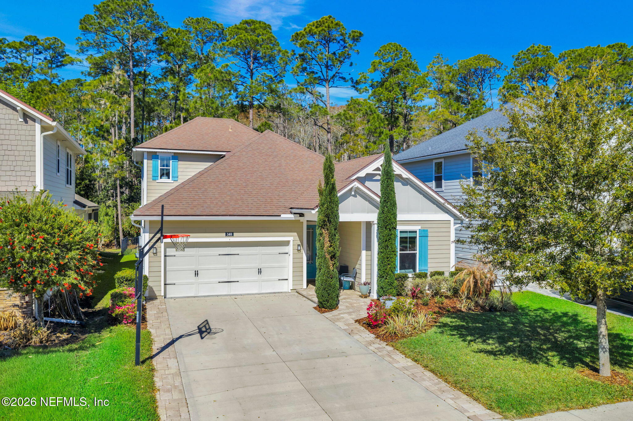 140 WHISPER ROCK Drive