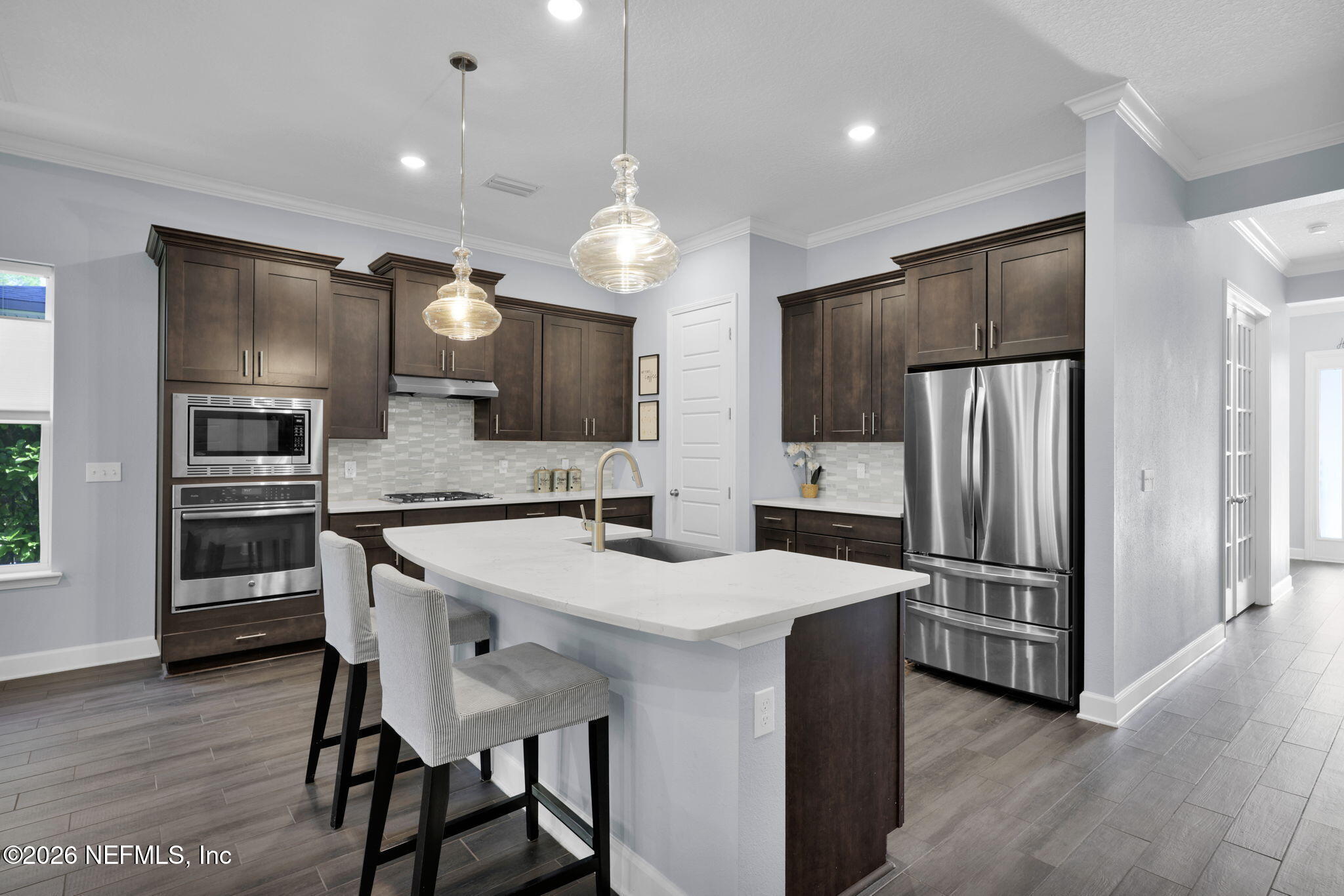 140 WHISPER ROCK Drive