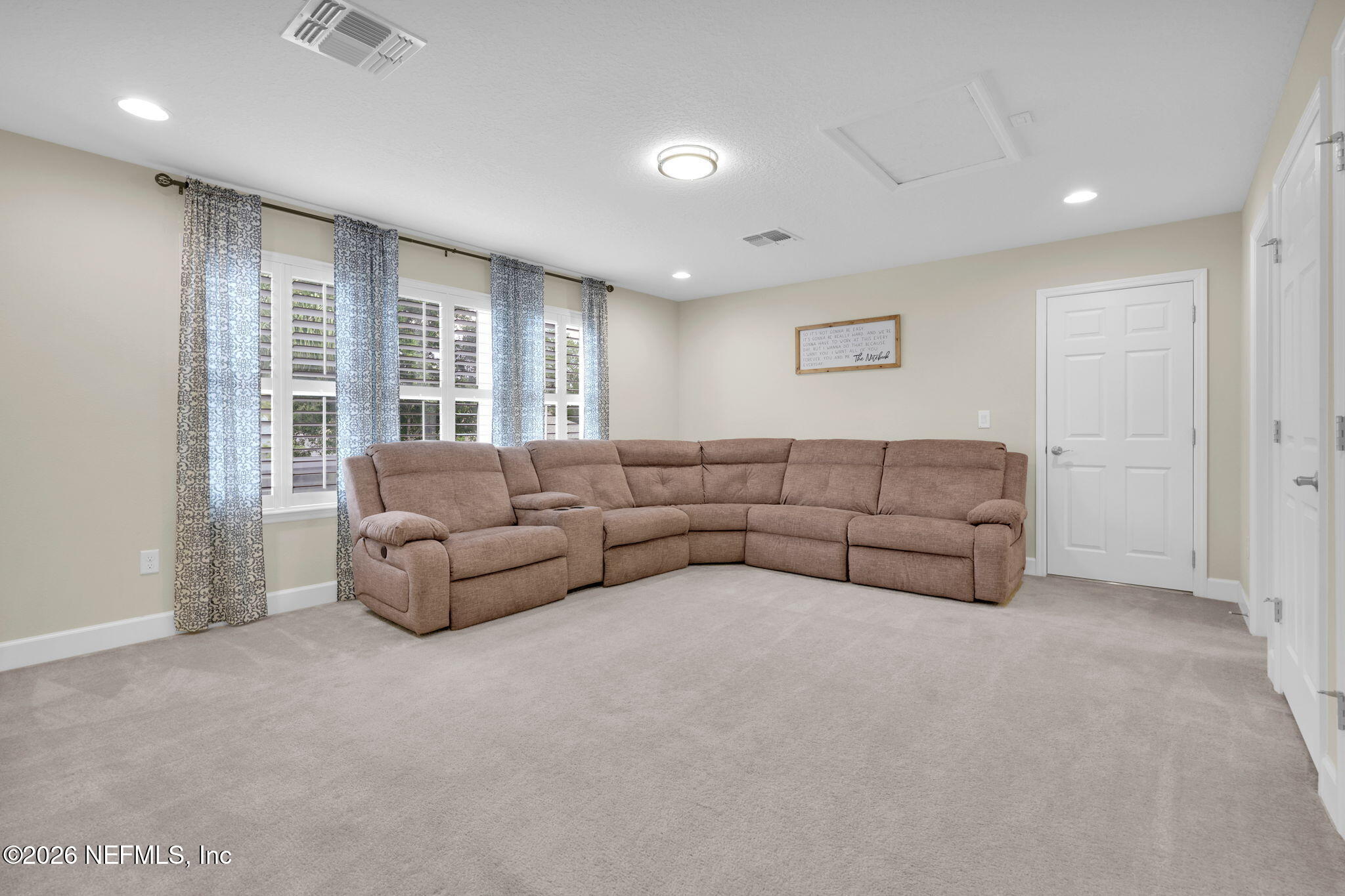 76 BROOKLINE Trail