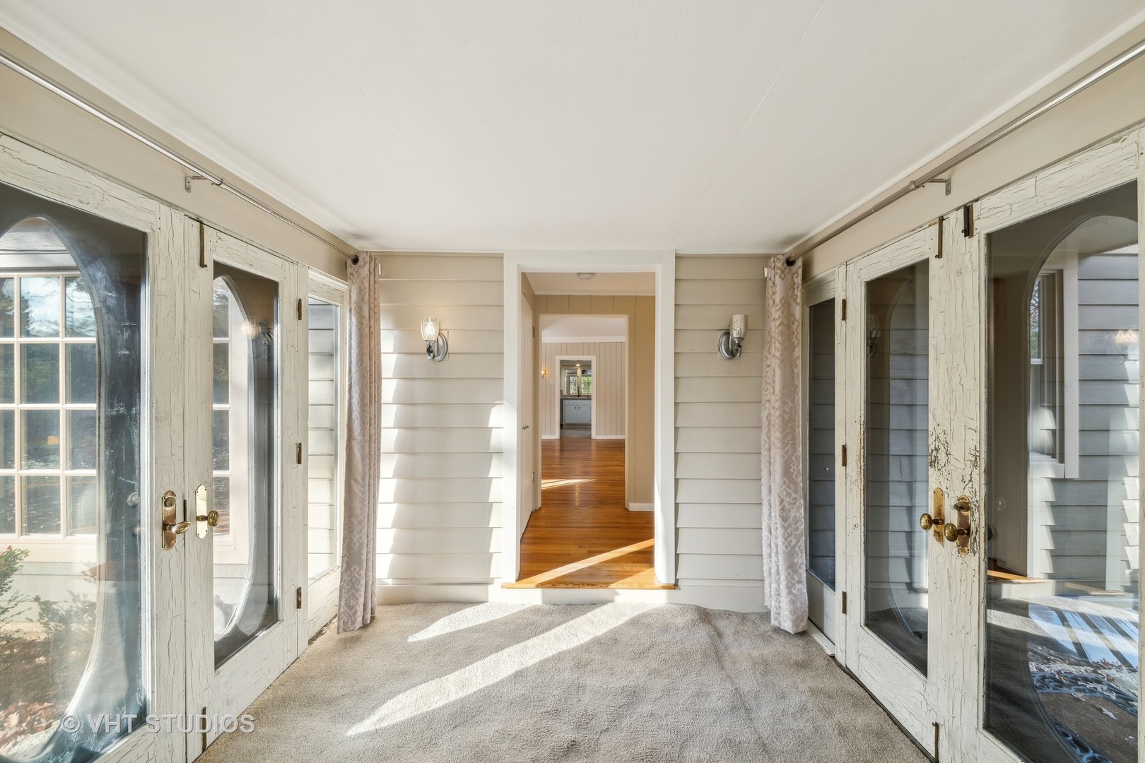 33W370 Woodmere Lane