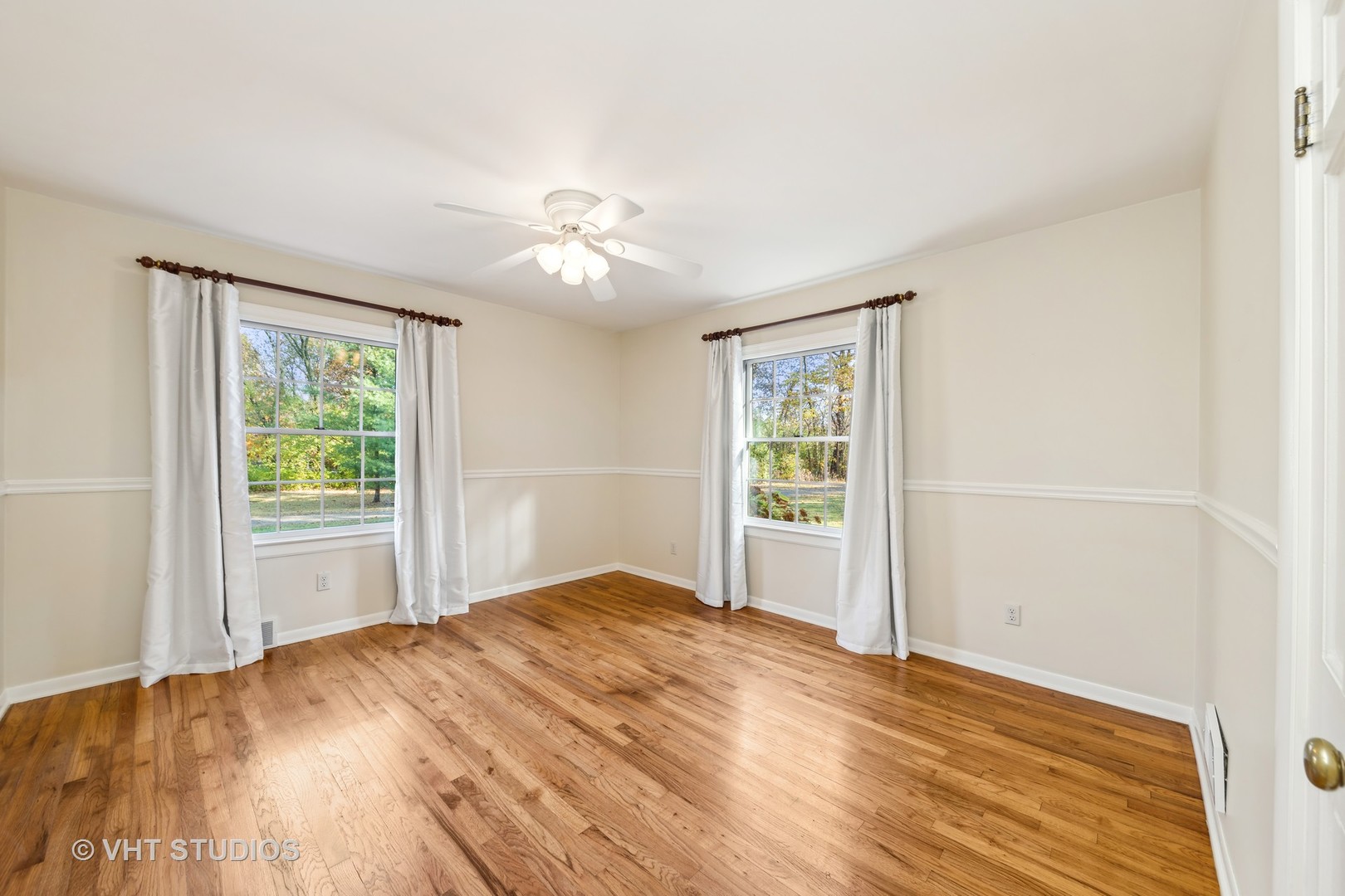 33W370 Woodmere Lane