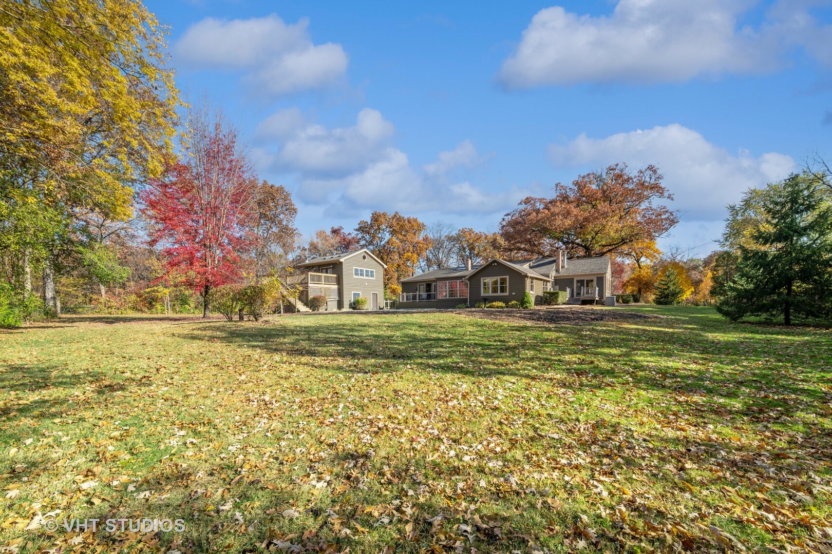 33W370 Woodmere Lane