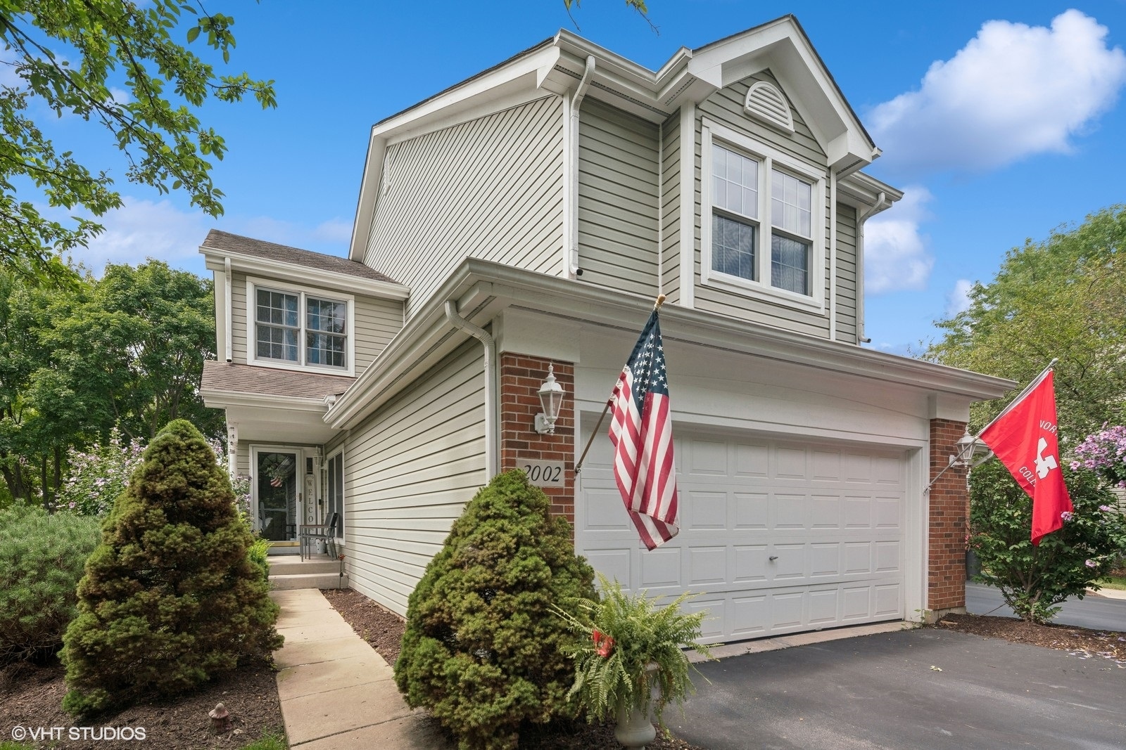 2002 Waverly Circle