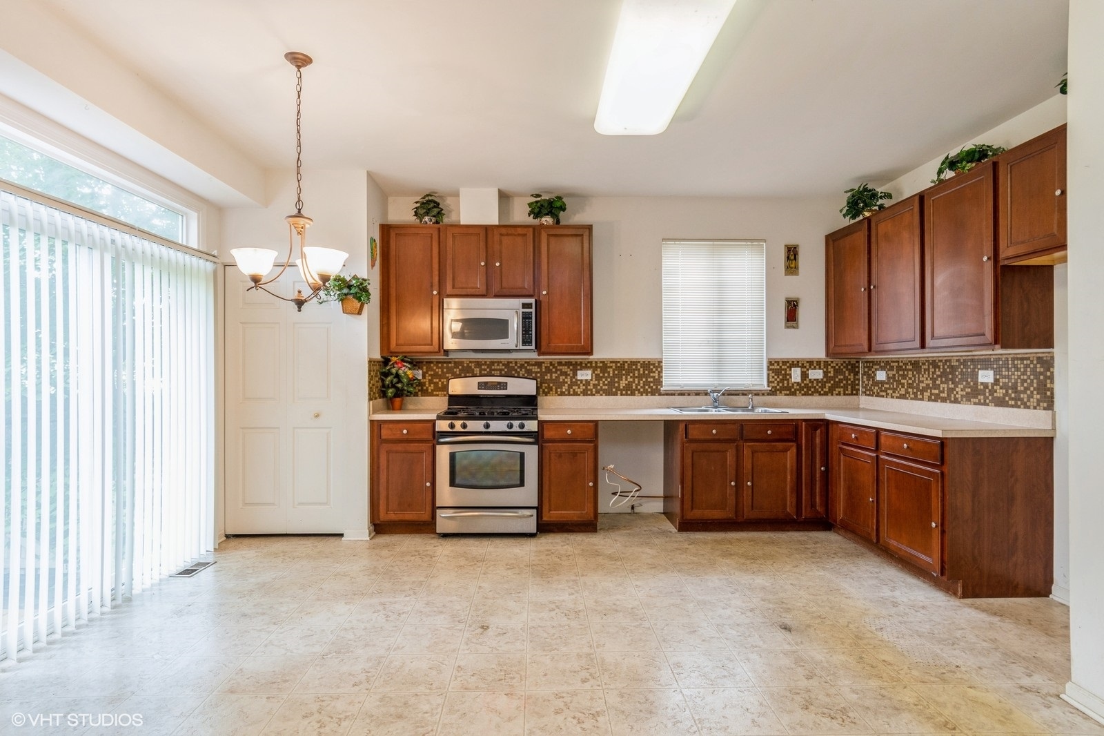 7715 Boxwood Lane