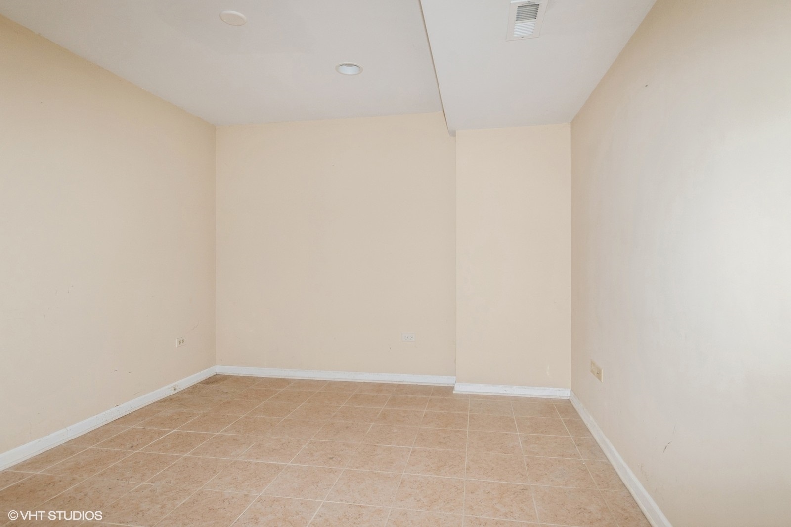 7715 Boxwood Lane