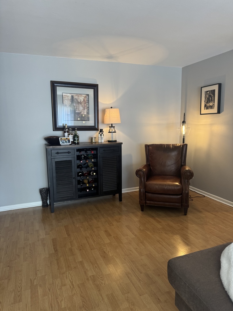 310 W Greenbriar Road Unit: 2B