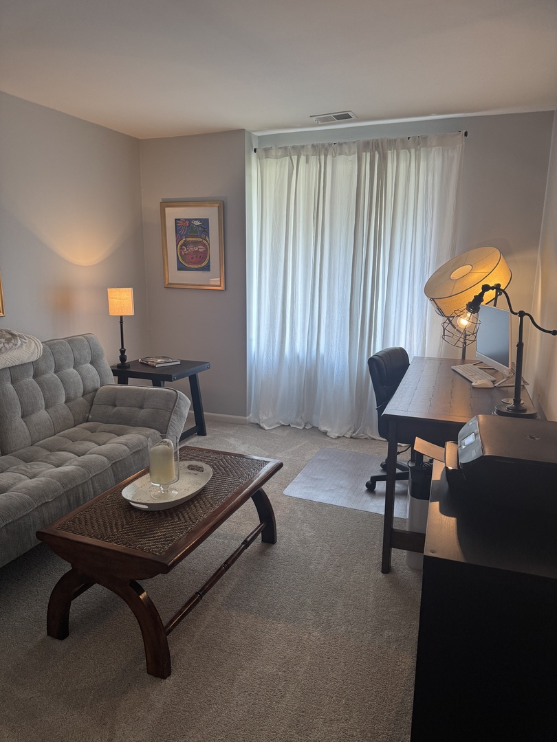 310 W Greenbriar Road Unit: 2B