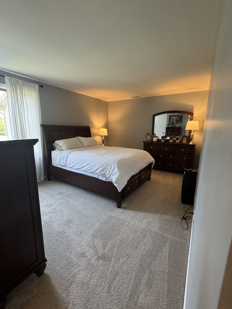 310 W Greenbriar Road Unit: 2B
