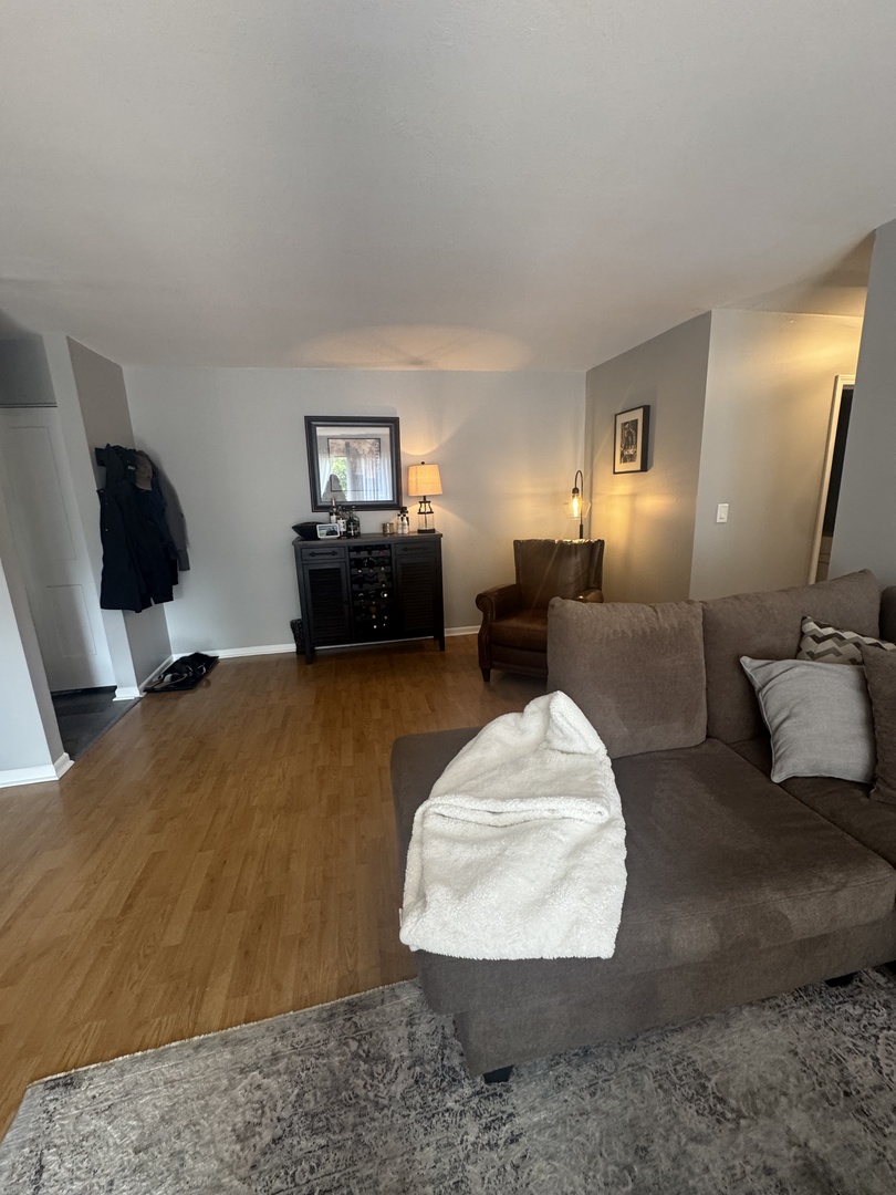 310 W Greenbriar Road Unit: 2B