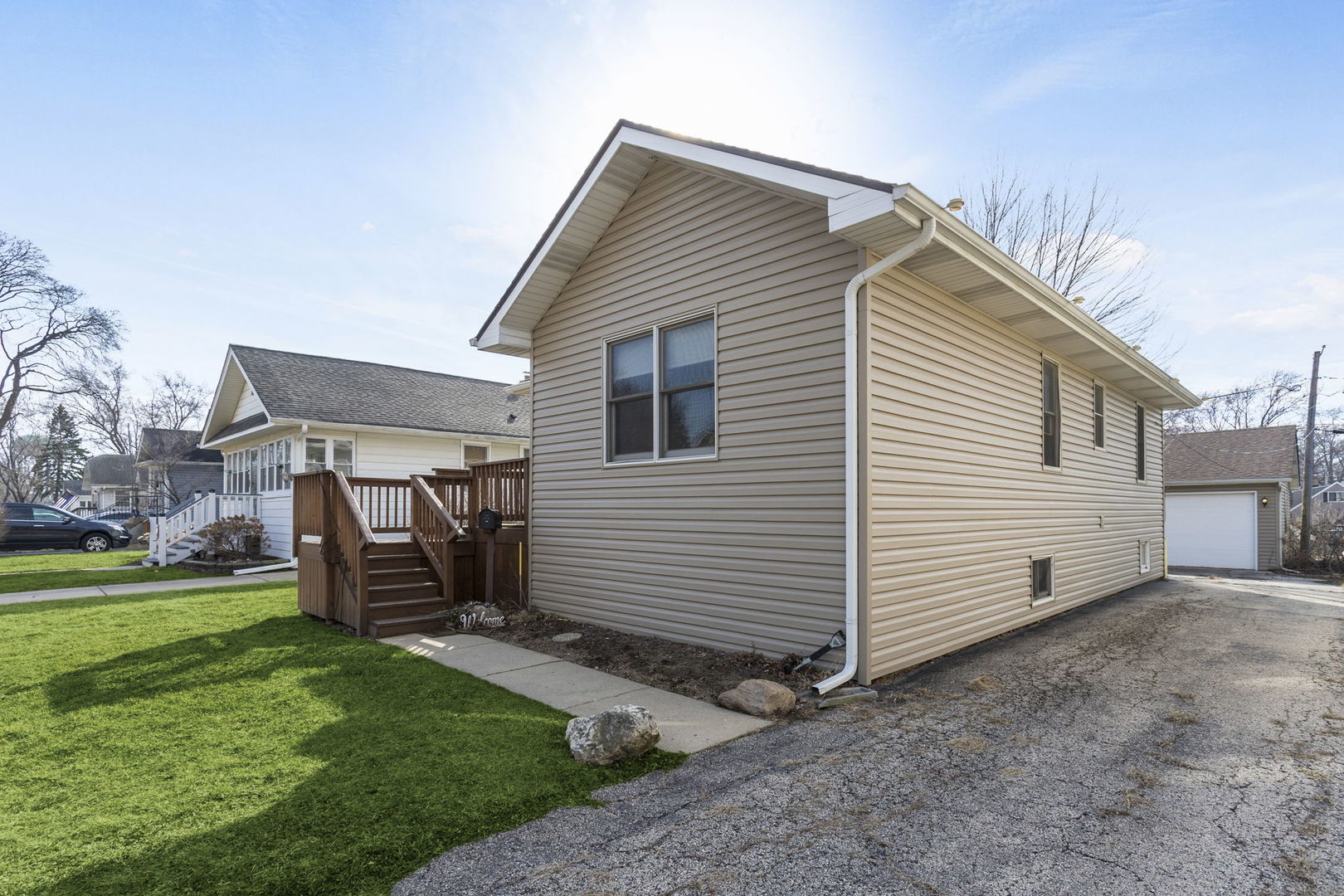 140 N Elroy Avenue
