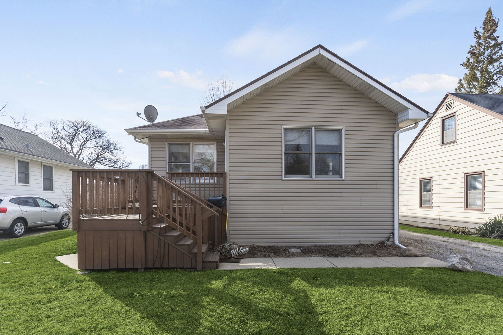 140 N Elroy Avenue