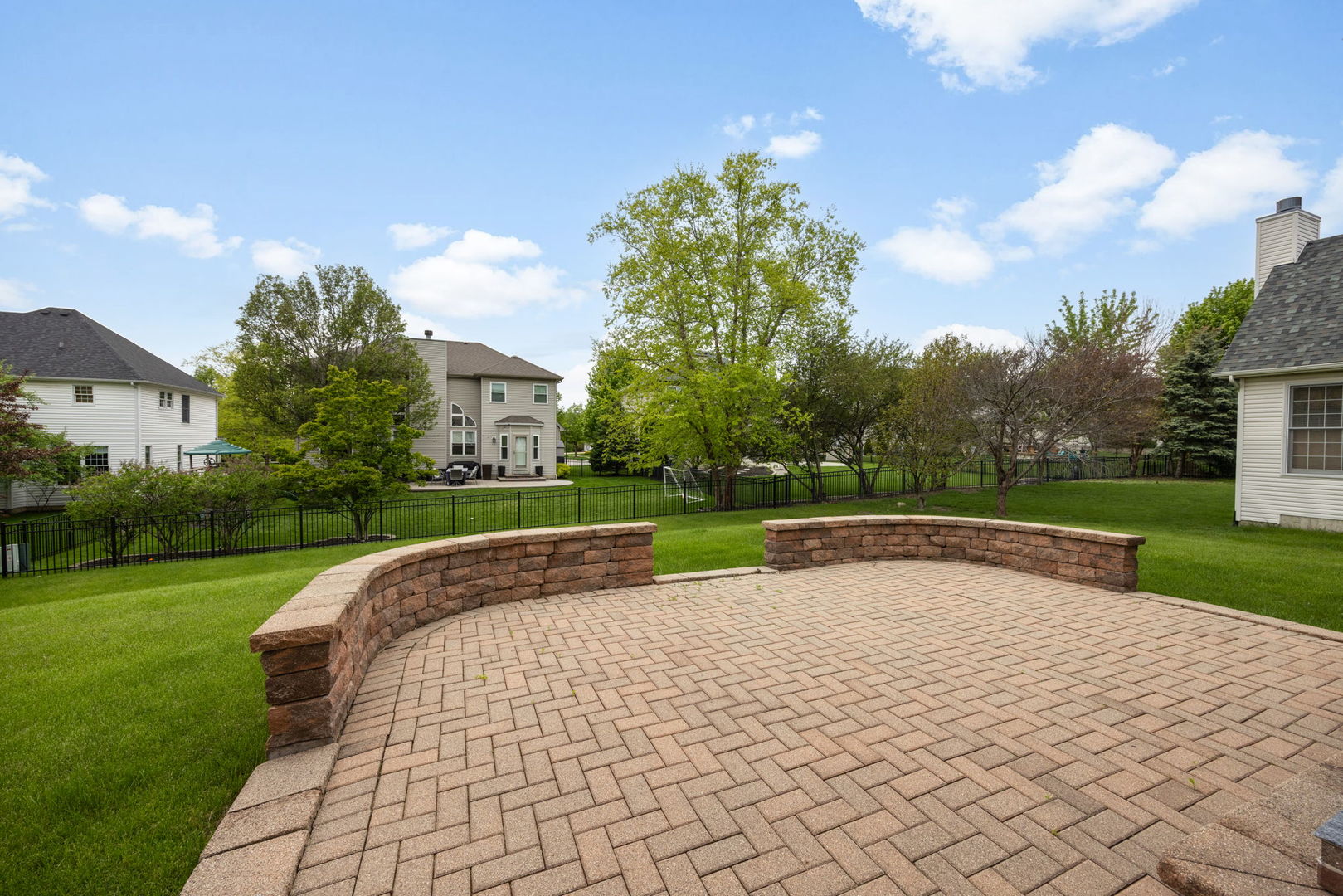 852 Sunrise Drive