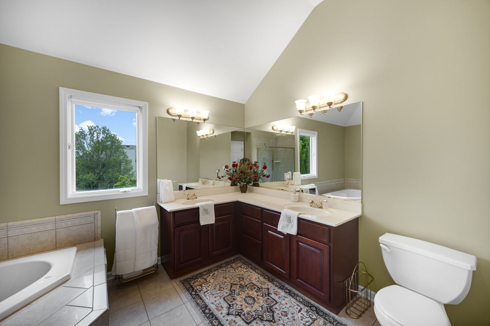 852 Sunrise Drive