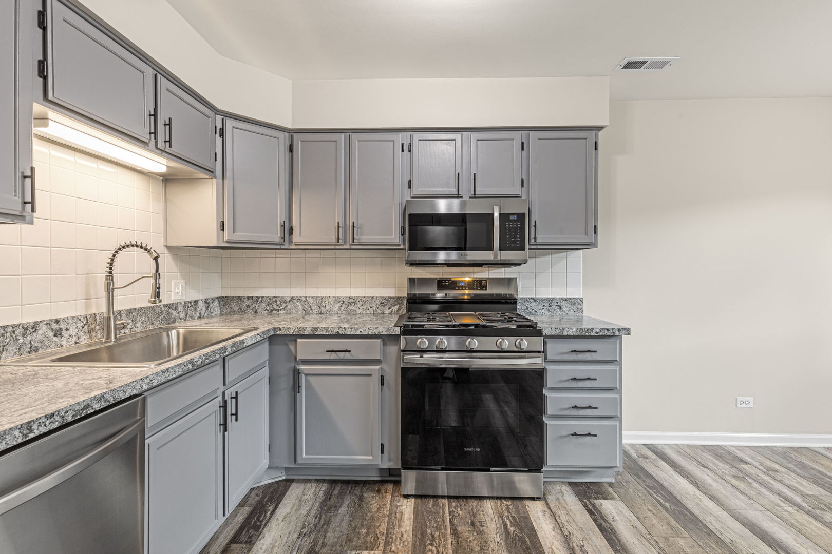 401 Concord Avenue Unit: G