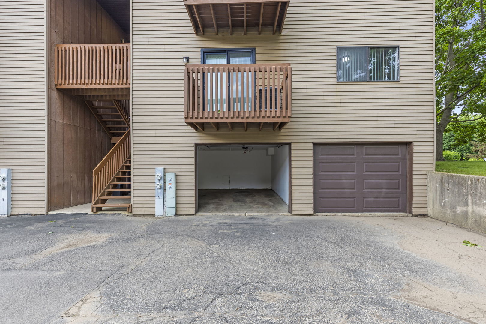 401 Concord Avenue Unit: G