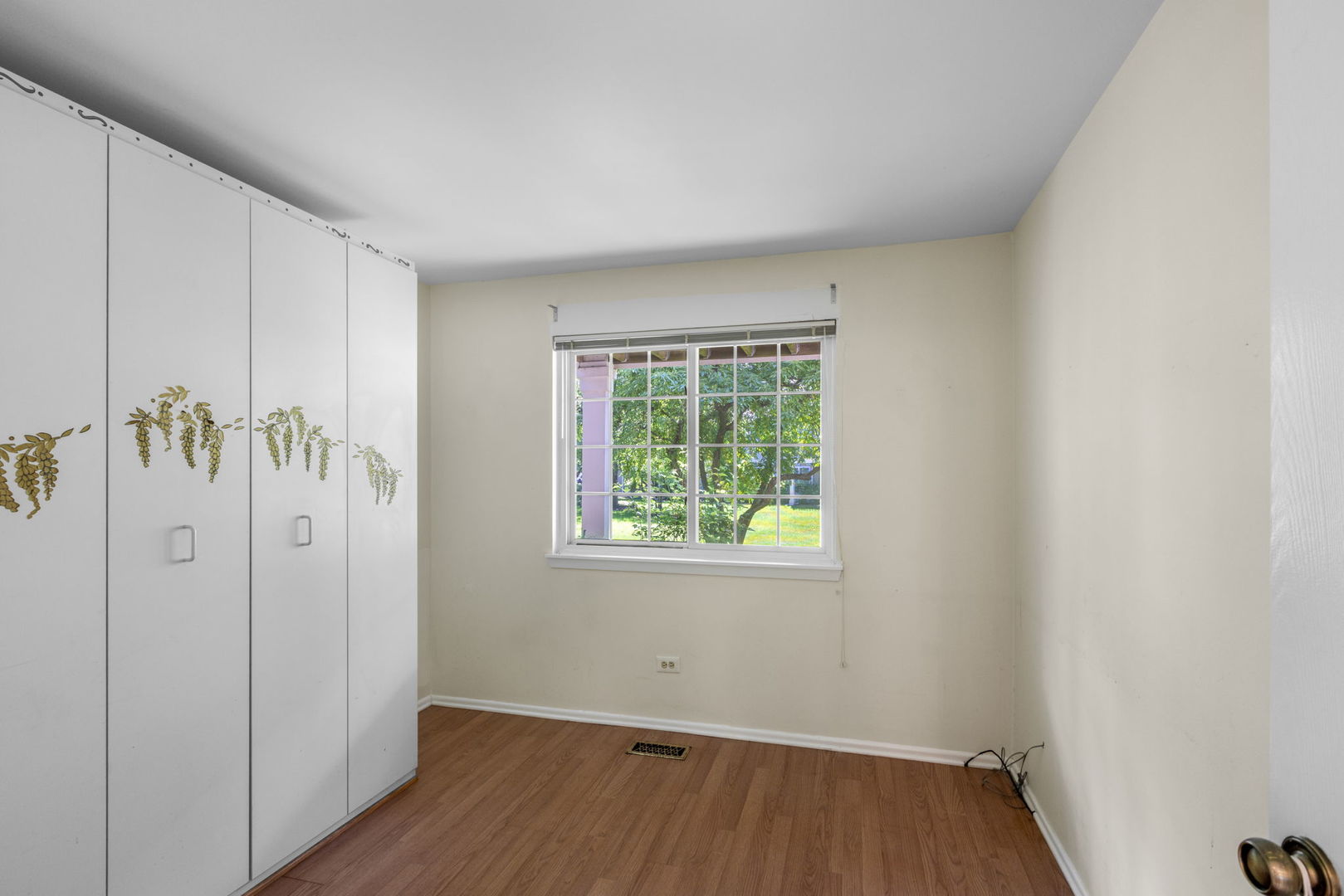 30W022 Juniper Court Unit: 0