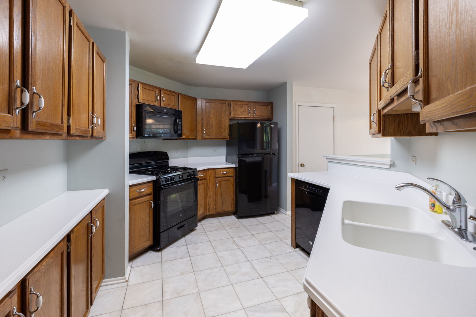 30W022 Juniper Court Unit: 0