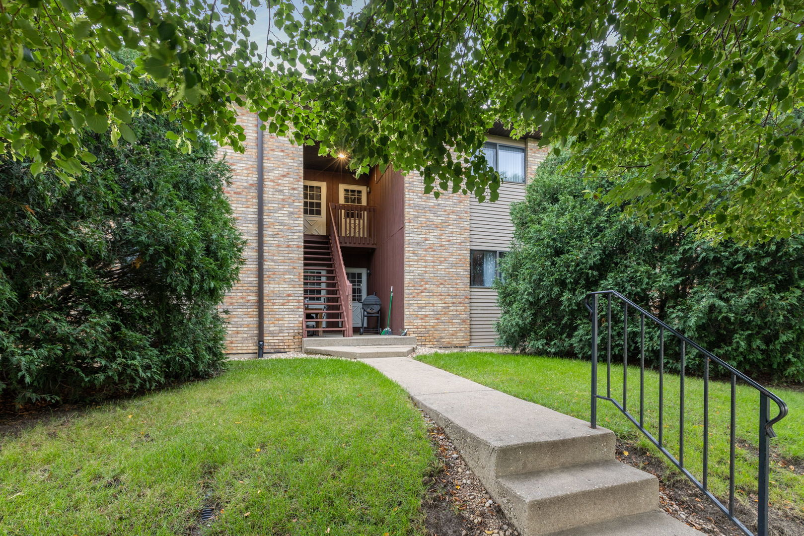 720 Sundown Road Unit: F