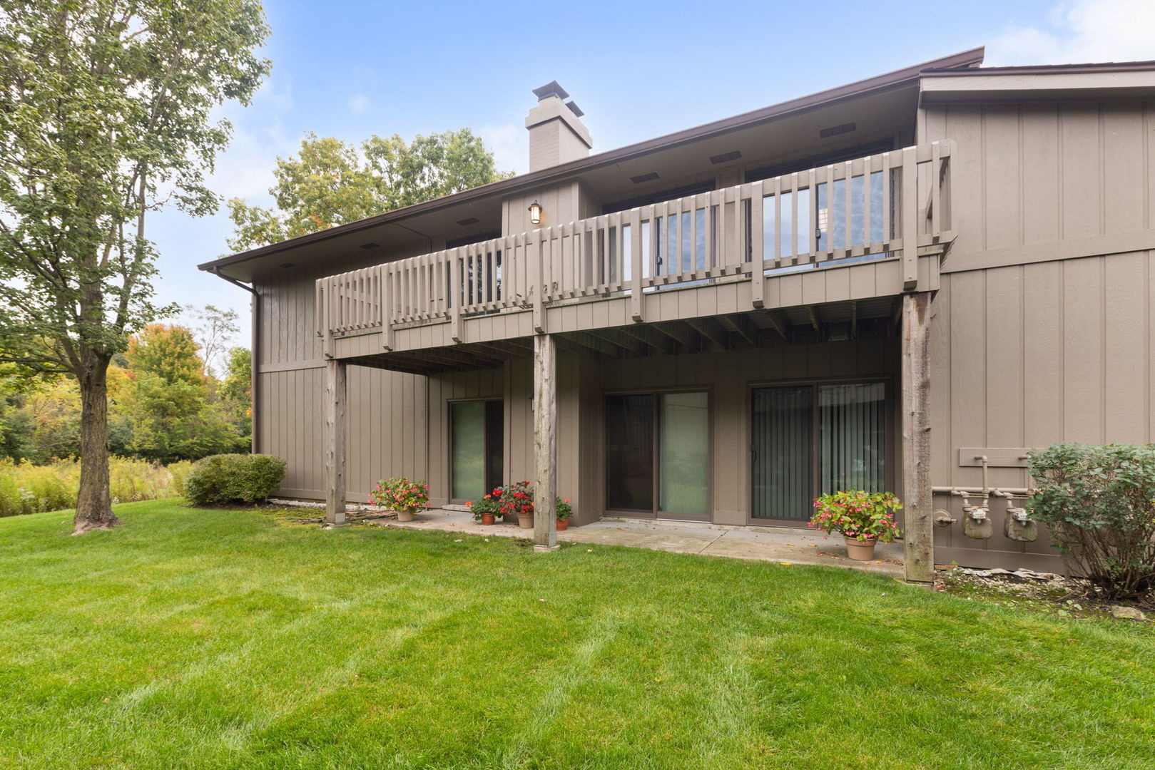 29W381 Emerald Green Drive Unit: H