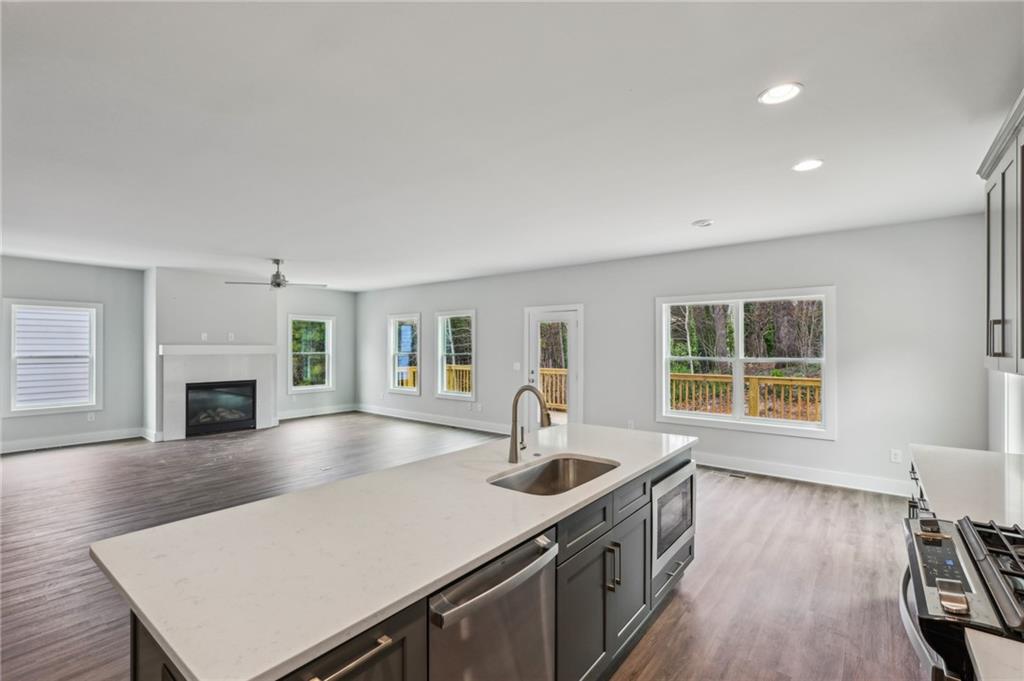 3158 Stonegate Drive SW
