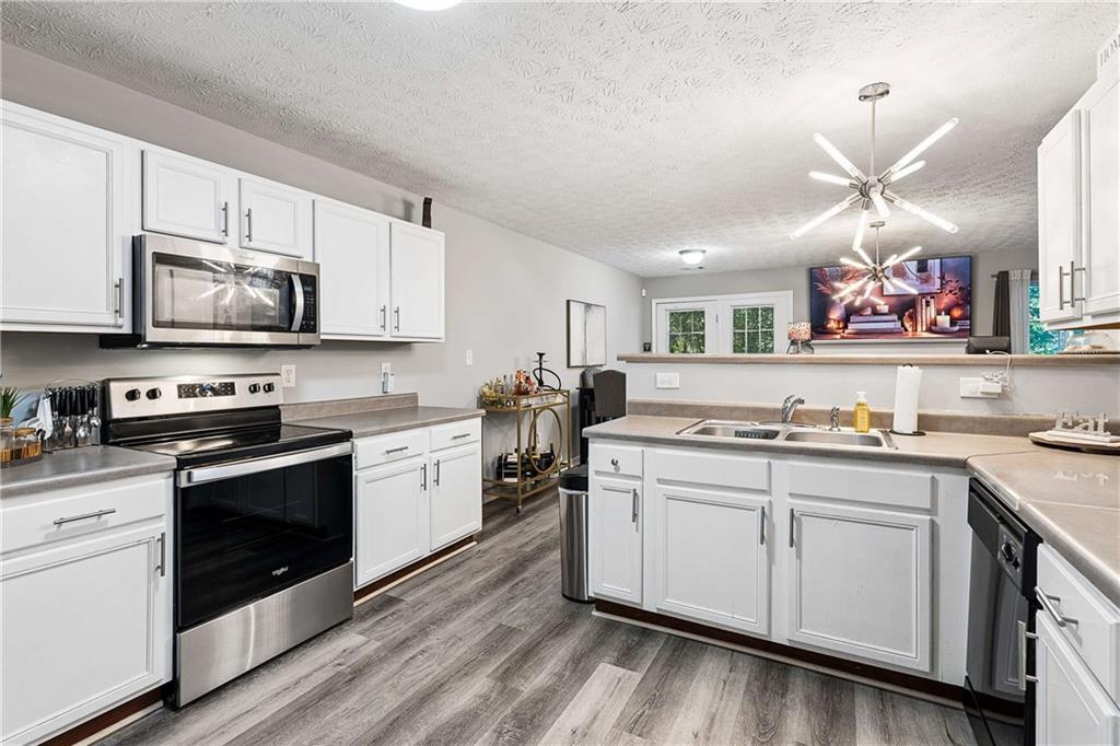 3704 Harvest Drive
