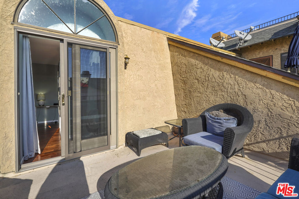 506 N Helberta Avenue 2