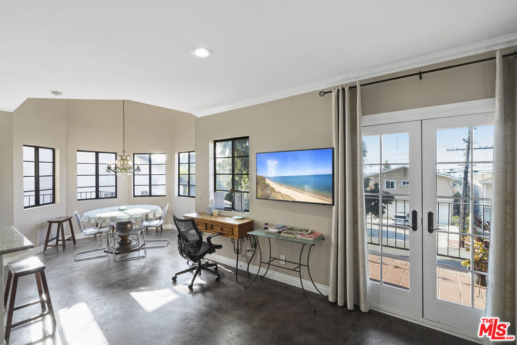 506 N Helberta Avenue 2