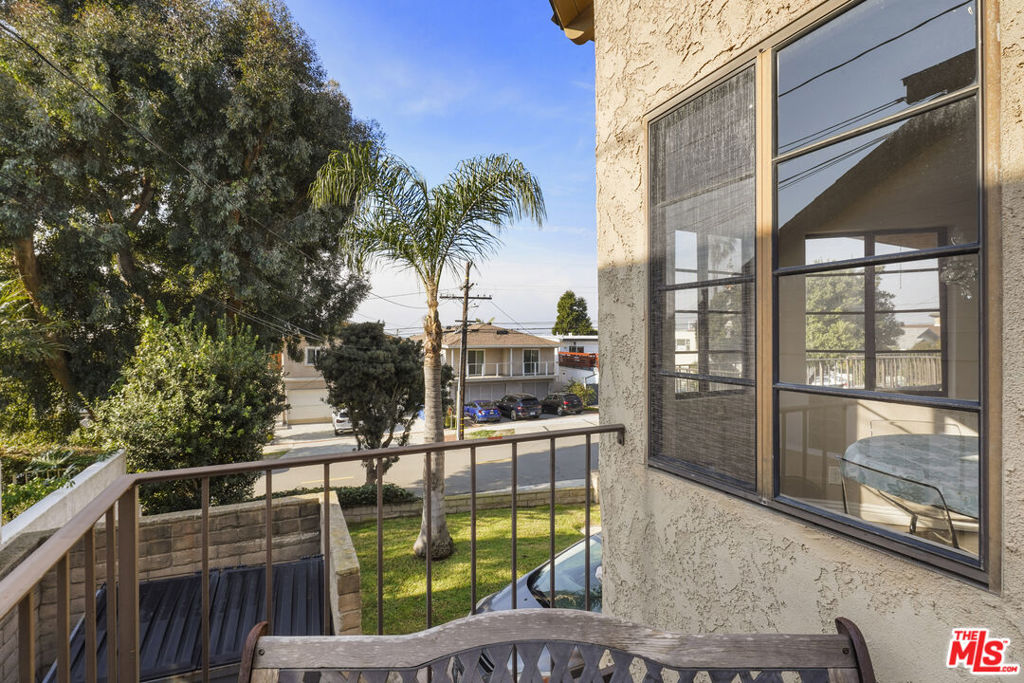 506 N Helberta Avenue 2