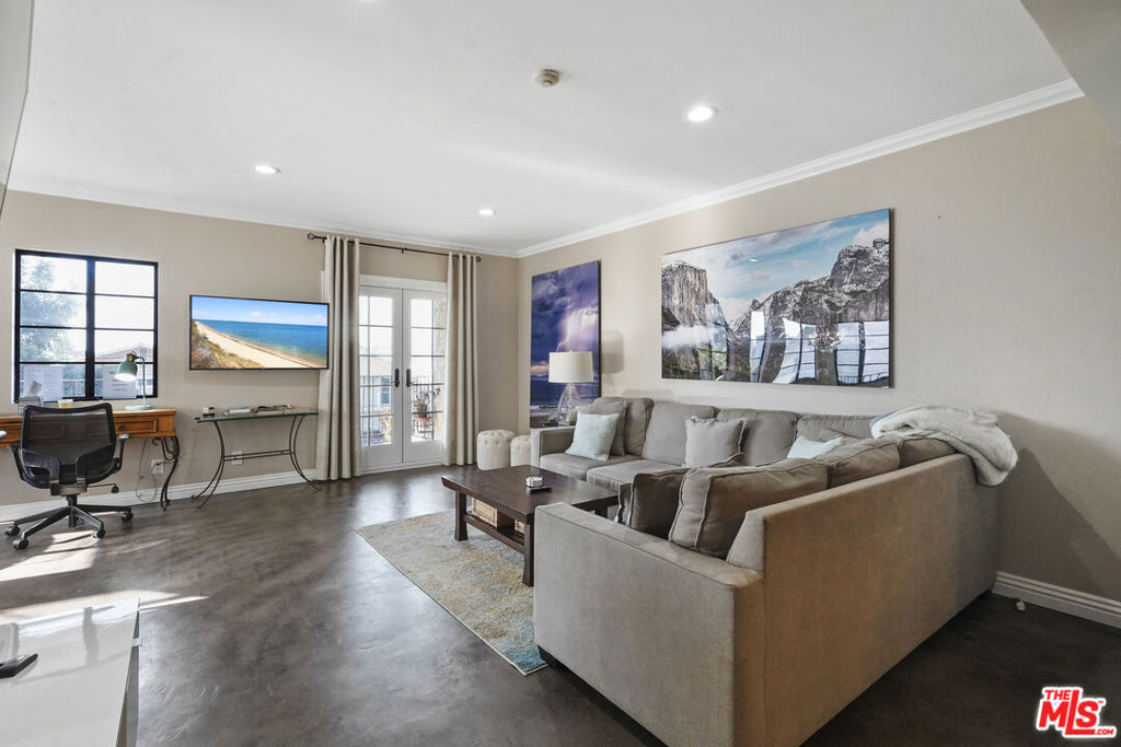 506 N Helberta Avenue 2