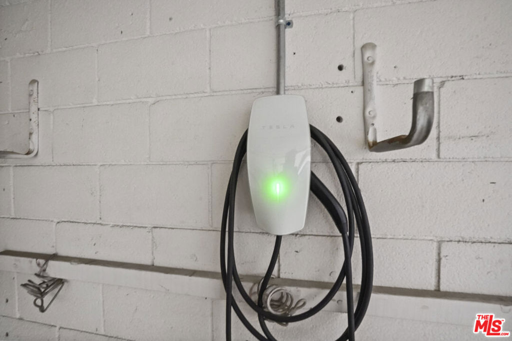 506 N Helberta Avenue 2