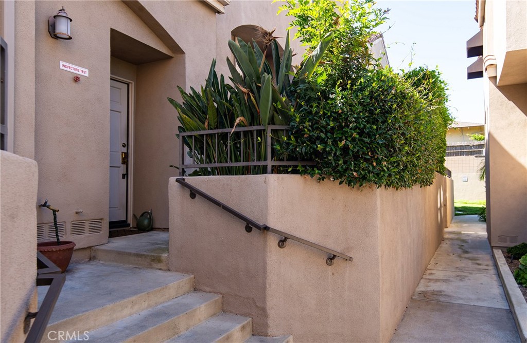 1333 E Grand Avenue D