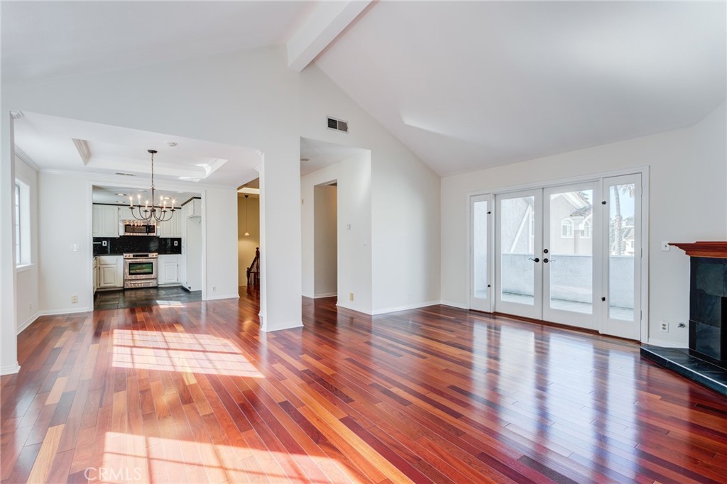 1805 Carnegie Lane 2