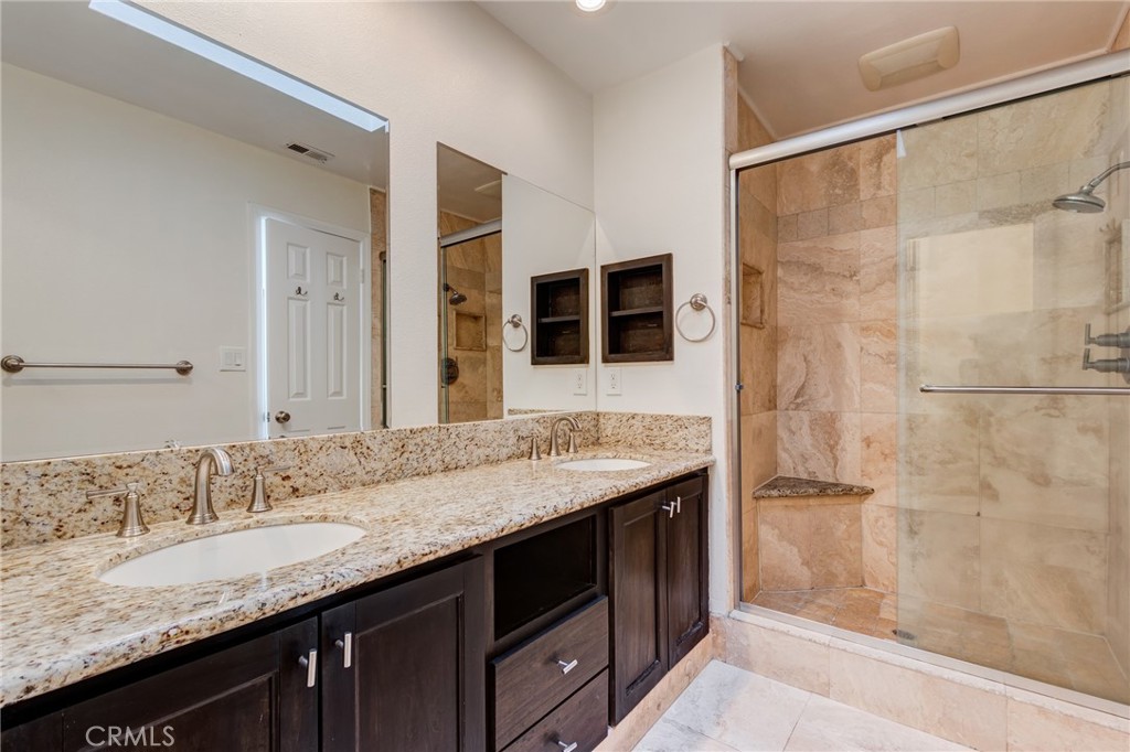 1805 Carnegie Lane 2