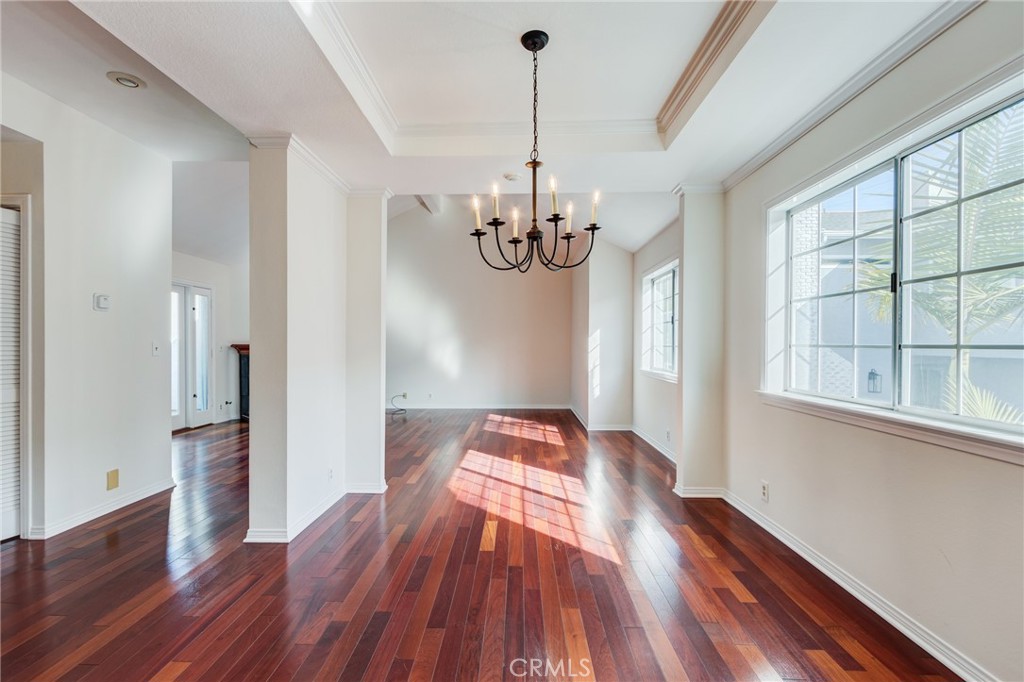 1805 Carnegie Lane 2