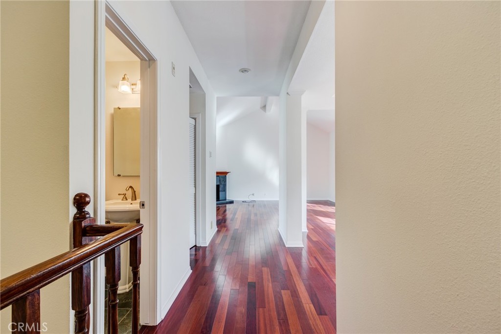 1805 Carnegie Lane 2