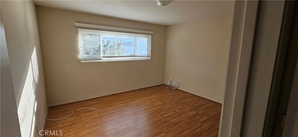 2218 Gates Avenue 1/2