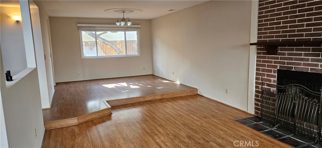 2218 Gates Avenue 1/2