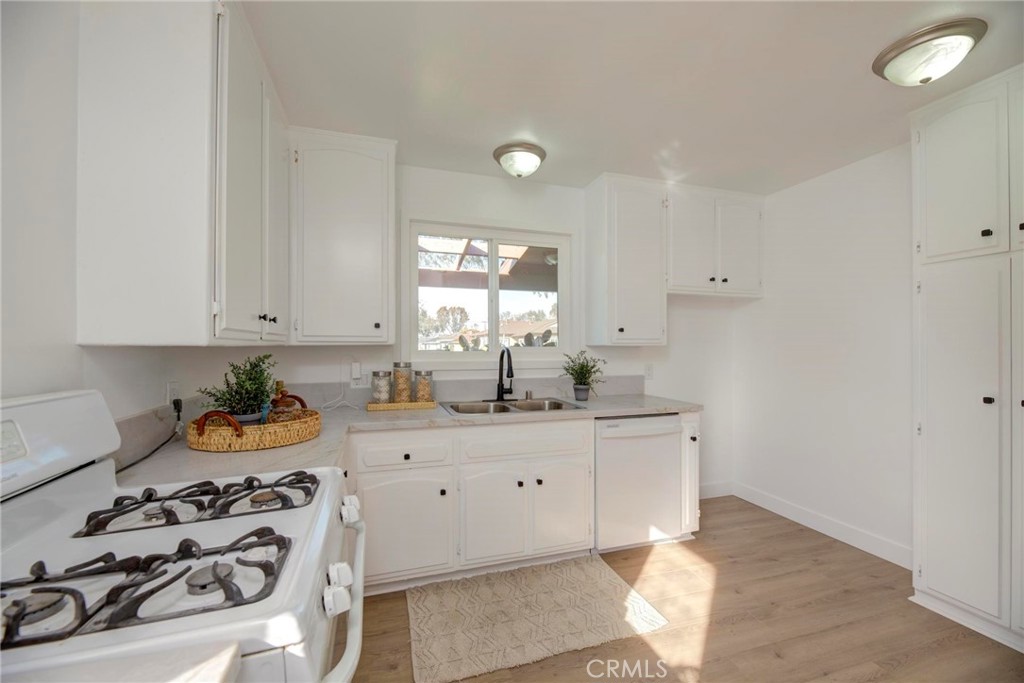 2854 El Dorado Street