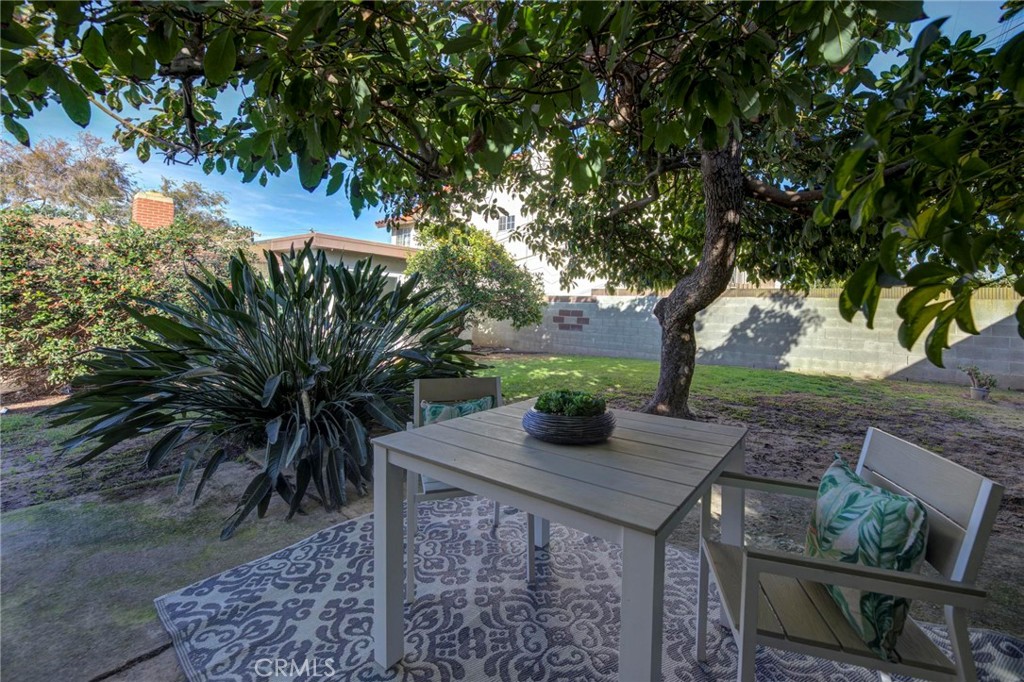 2854 El Dorado Street