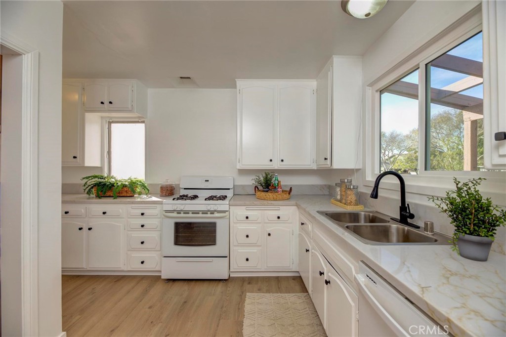 2854 El Dorado Street